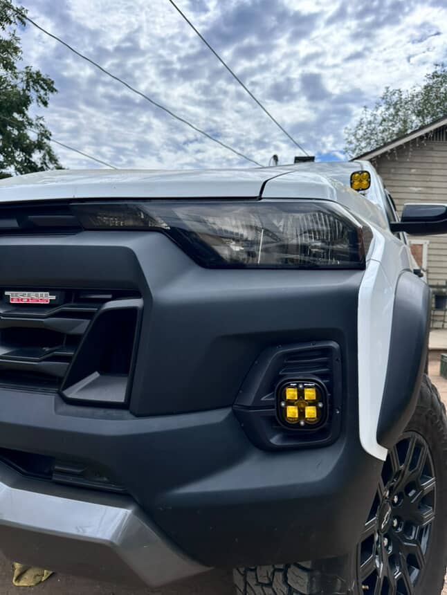 +2024 Colorado LT/TrailBoss Baja Designs Squadron Led vent cover (ASA Matte Black)
