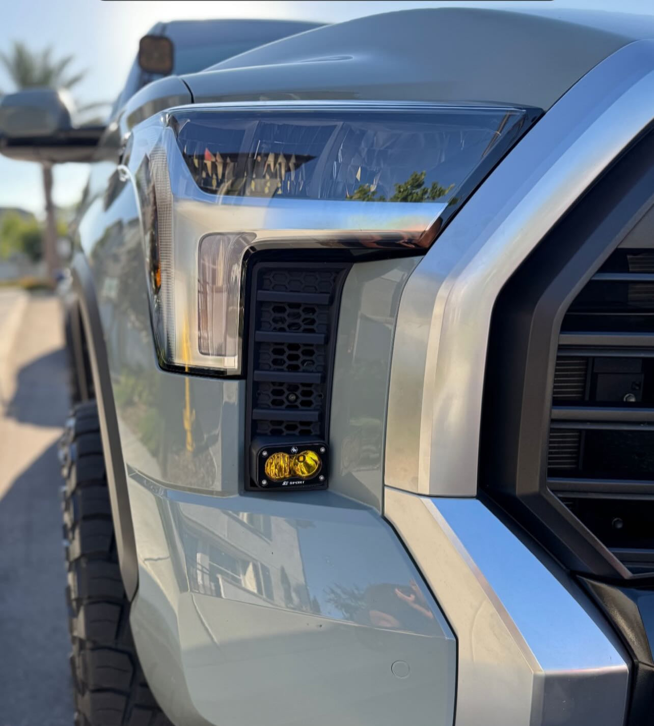 +2022 Toyota Tundra Led vent cover (ASA Matte Black) Baja Designs S2 + Baja Designs S2 SAE Black Light Pod Pair