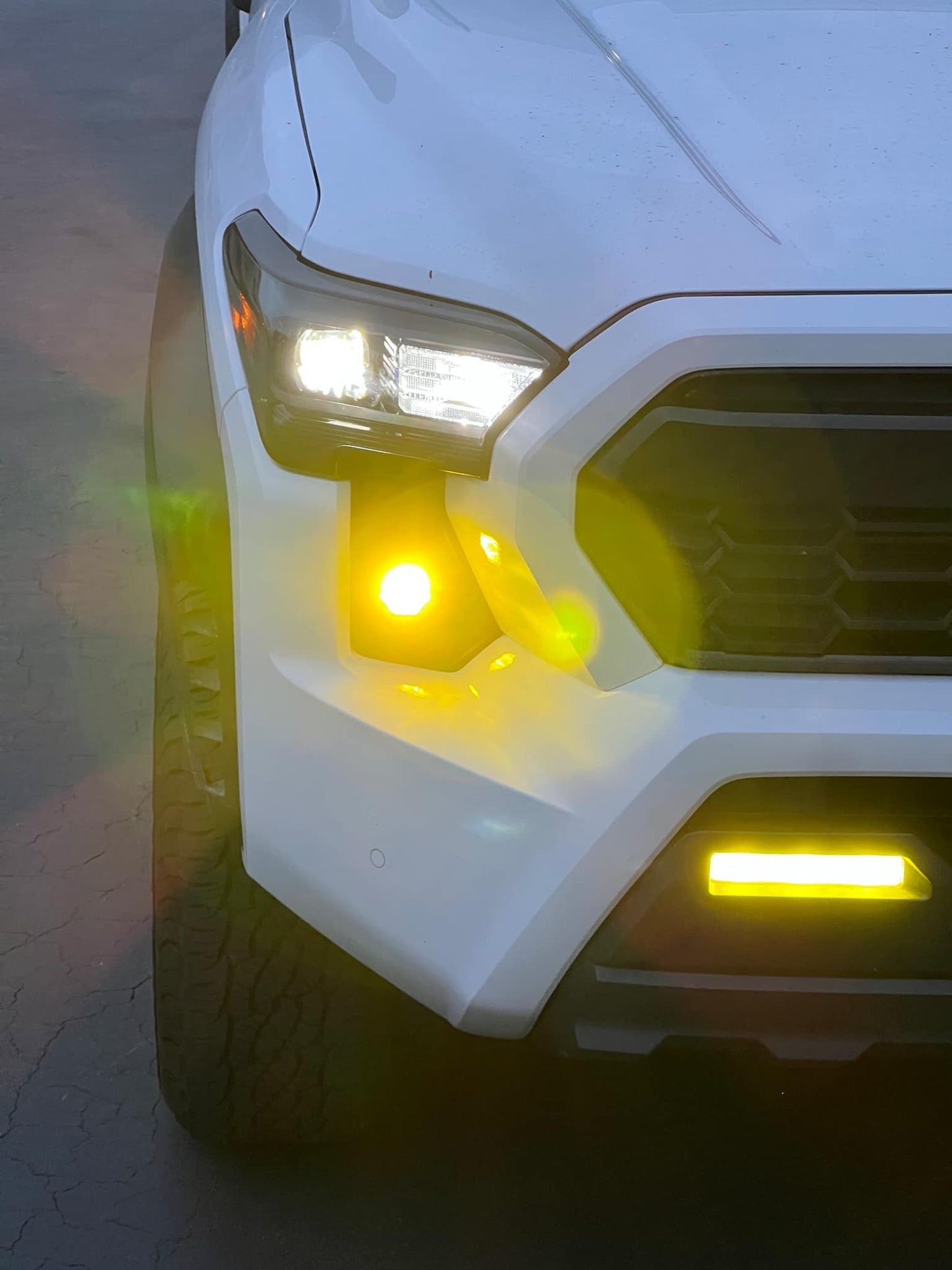 +2024 Tacoma S1 Led vent cover (Matte Black)