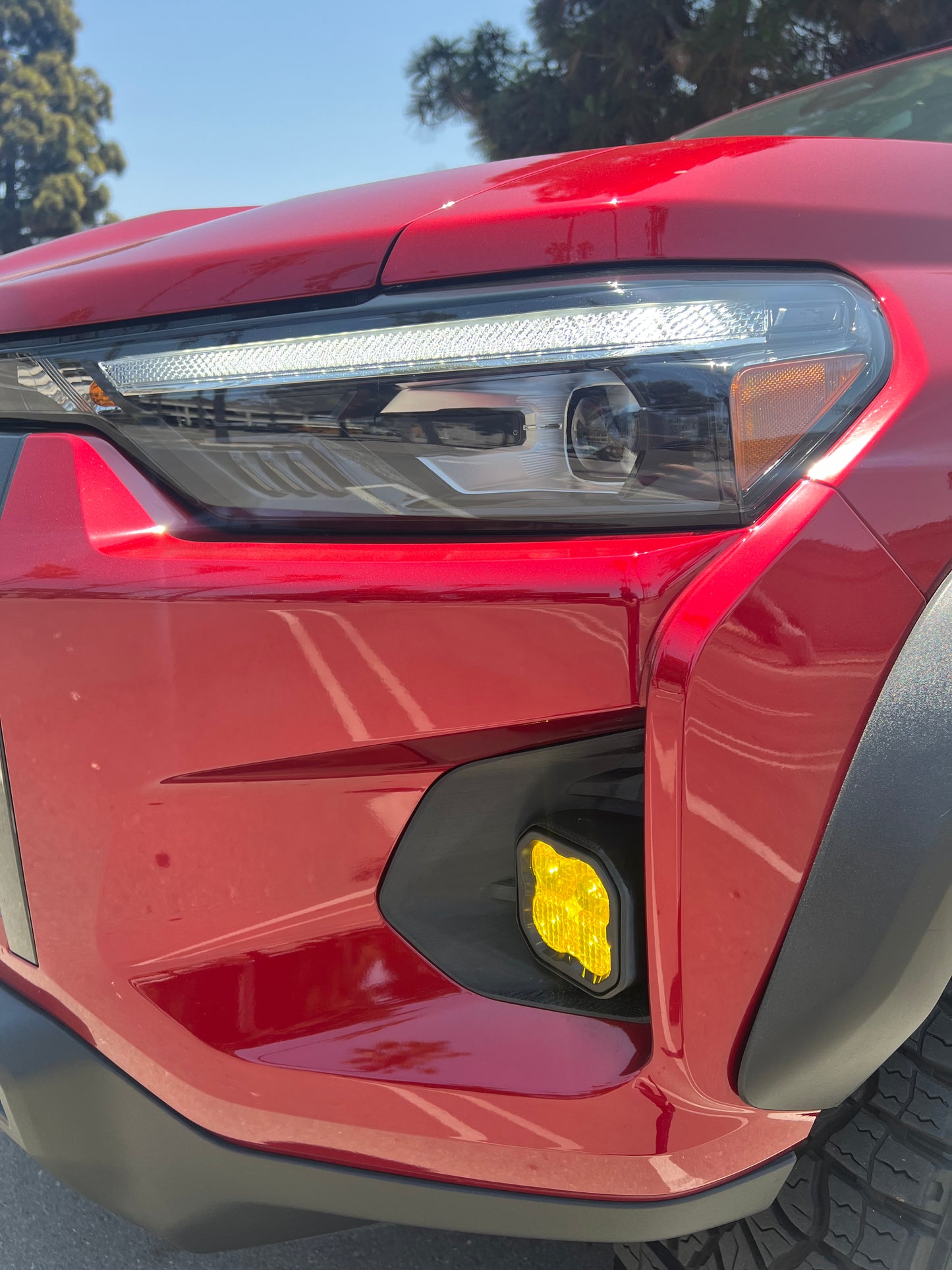 +2023 Colorado ZR2 Foglight conversion (Matte Black) + Diode Dynamics SS3 SAE Sport LED Pod