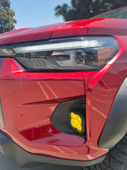 +2023 Colorado ZR2 Foglight conversion (Matte Black) + Diode Dynamics SS3 SAE Sport LED Pod