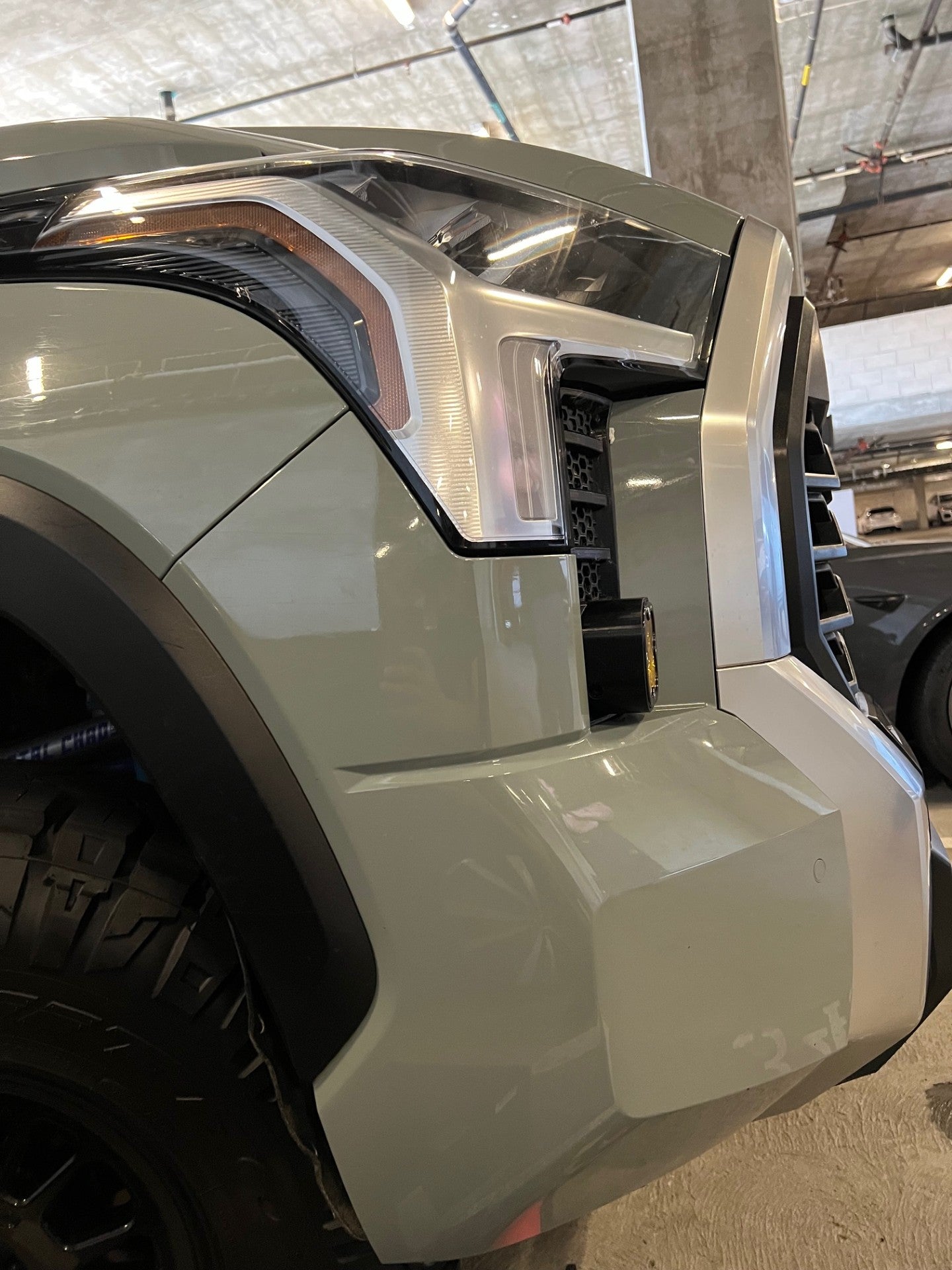 +2022 Toyota Tundra Led vent cover (ASA Matte Black) + Baja Designs Squadron SAE