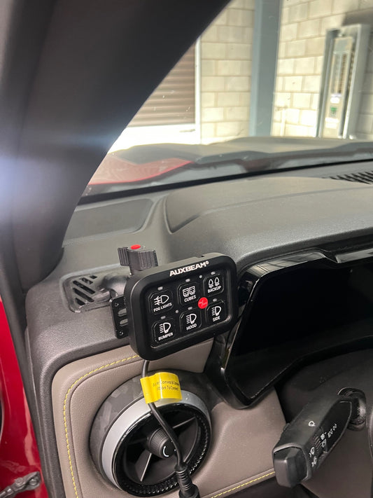 +2024 Colorado interior A/C vent mount + 6 Switch Gang Auxbeam